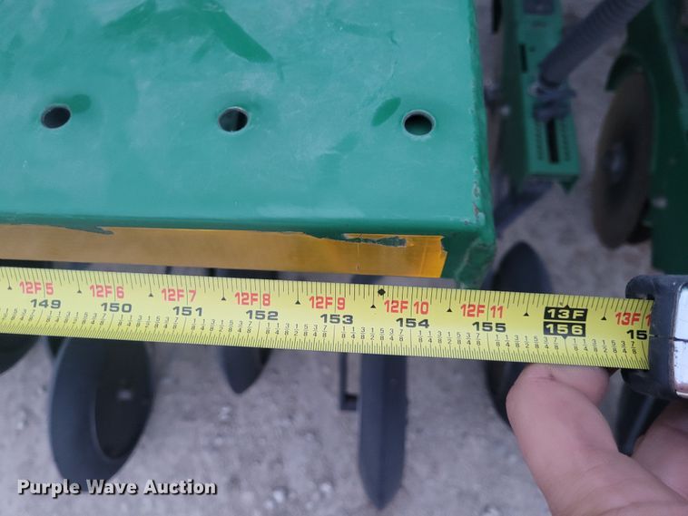 image for item EB9813 Great Plains 3S-4000HD  grain drill