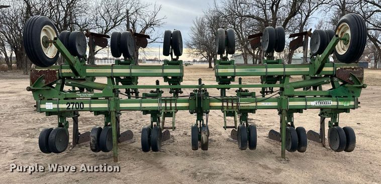 image for item EK9818 Etherell 2700  row crop cultivator