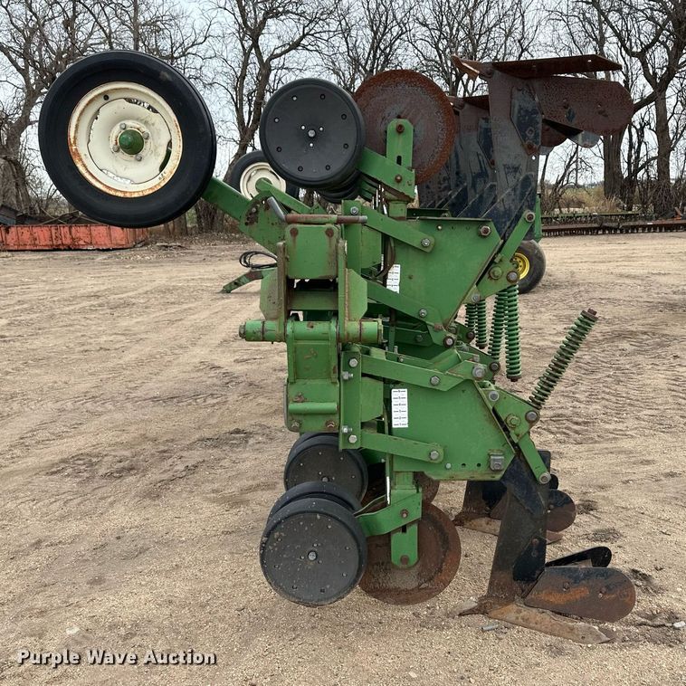 image for item EK9818 Etherell 2700  row crop cultivator