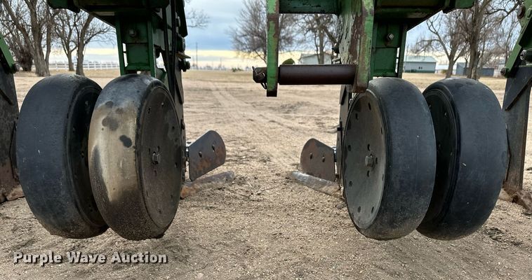 image for item EK9818 Etherell 2700  row crop cultivator