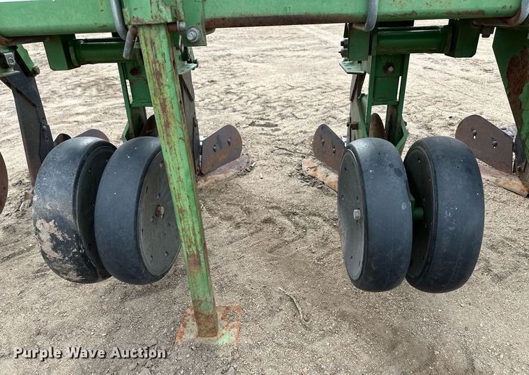 image for item EK9818 Etherell 2700  row crop cultivator