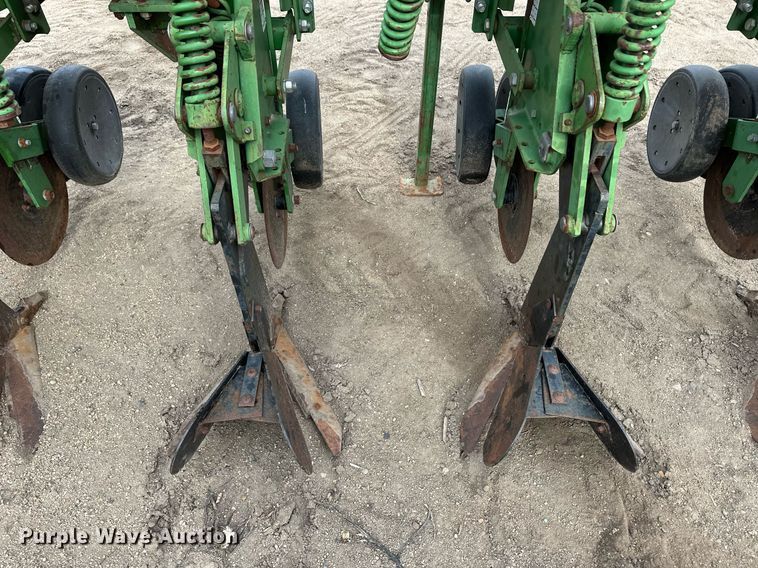 image for item EK9818 Etherell 2700  row crop cultivator
