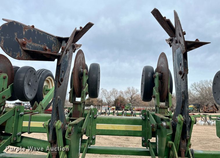 image for item EK9818 Etherell 2700  row crop cultivator