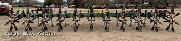 image for item EK9821 Row crop cultivator