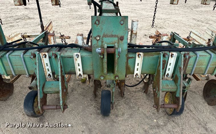 image for item EK9822 John Deere  row crop cultivator