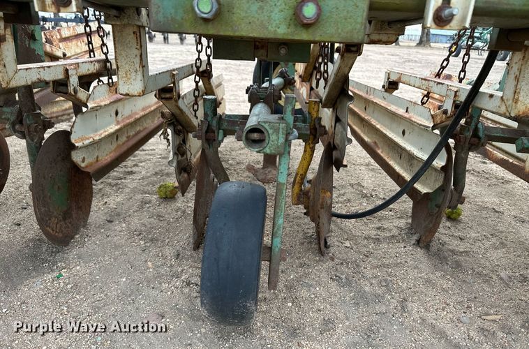image for item EK9822 John Deere  row crop cultivator