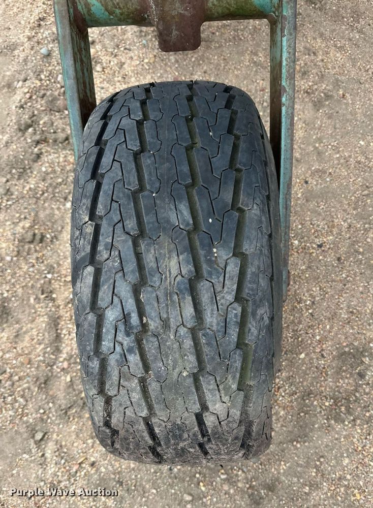 image for item EK9822 John Deere  row crop cultivator