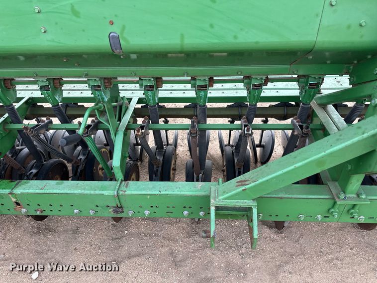 image for item EK9823 John Deere 515  grain drill