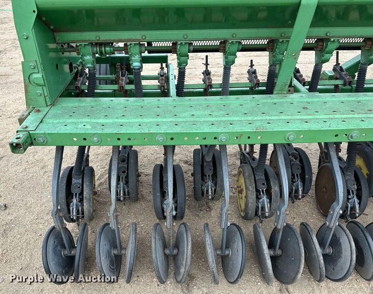 image for item EK9823 John Deere 515  grain drill