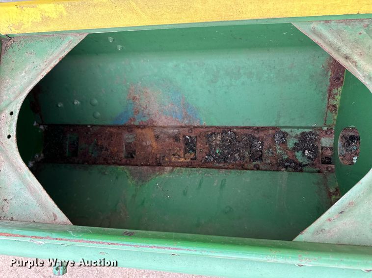 image for item EK9823 John Deere 515  grain drill