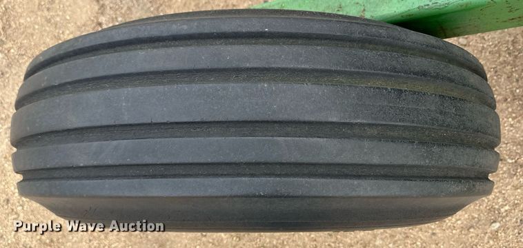 image for item EK9823 John Deere 515  grain drill