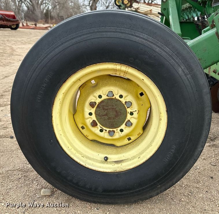 image for item EK9823 John Deere 515  grain drill