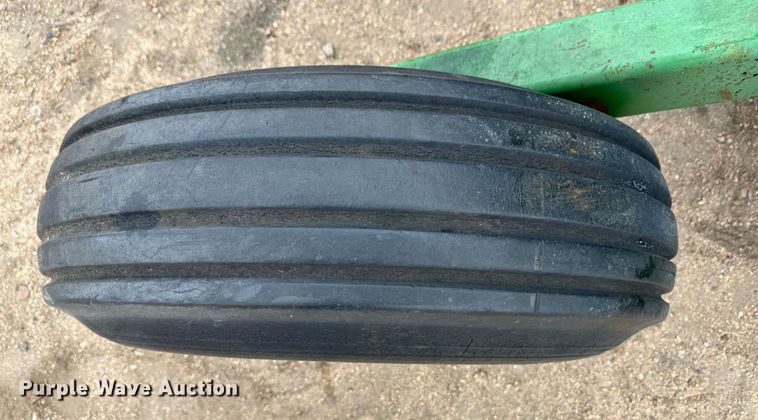 image for item EK9824 John Deere 515  grain drill