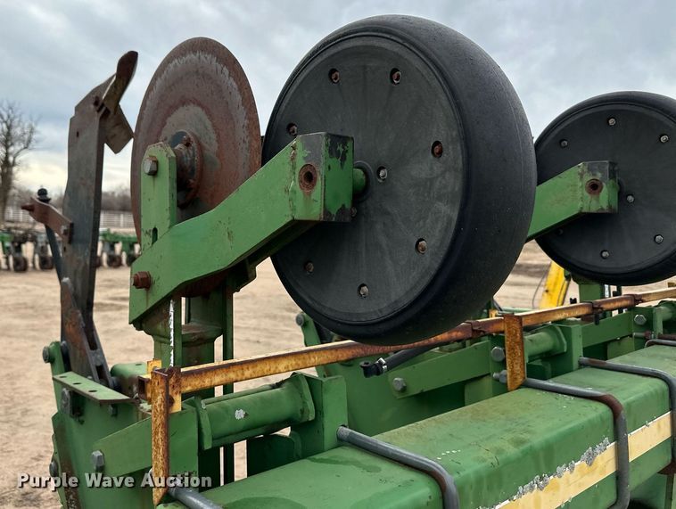 image for item EK9827 Etherell 2700  row crop cultivator