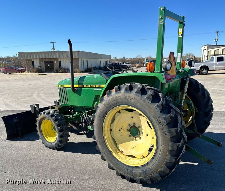 image for item GG9957 1997 John Deere 1070  MFWD tractor