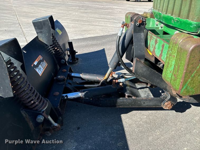 image for item GG9957 1997 John Deere 1070  MFWD tractor