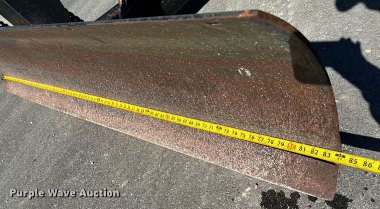 image for item GG9957 1997 John Deere 1070  MFWD tractor