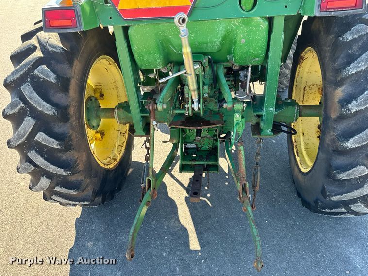 image for item GG9957 1997 John Deere 1070  MFWD tractor