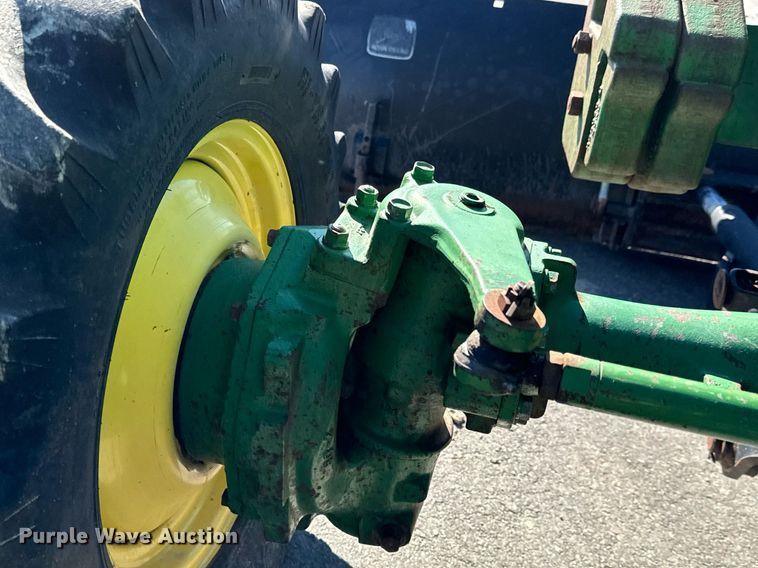 image for item GG9957 1997 John Deere 1070  MFWD tractor