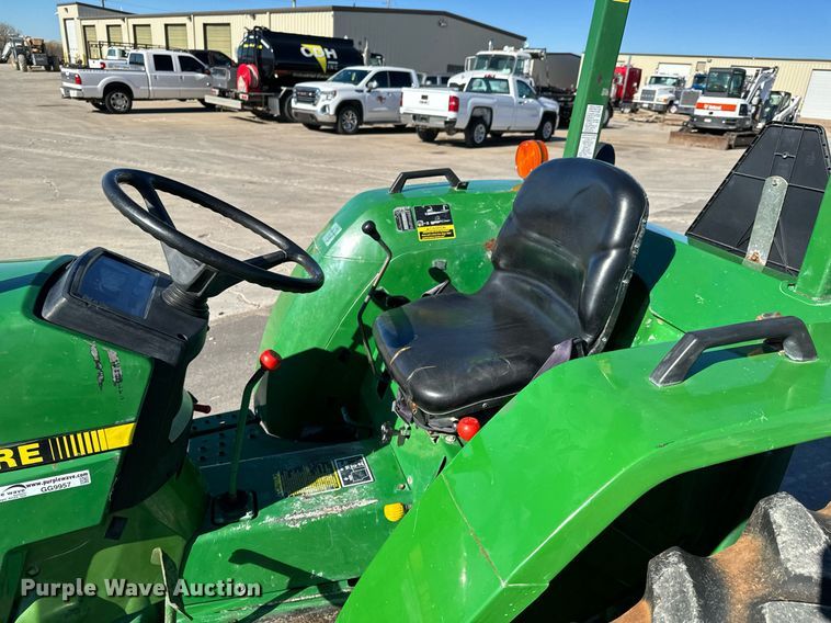 image for item GG9957 1997 John Deere 1070  MFWD tractor