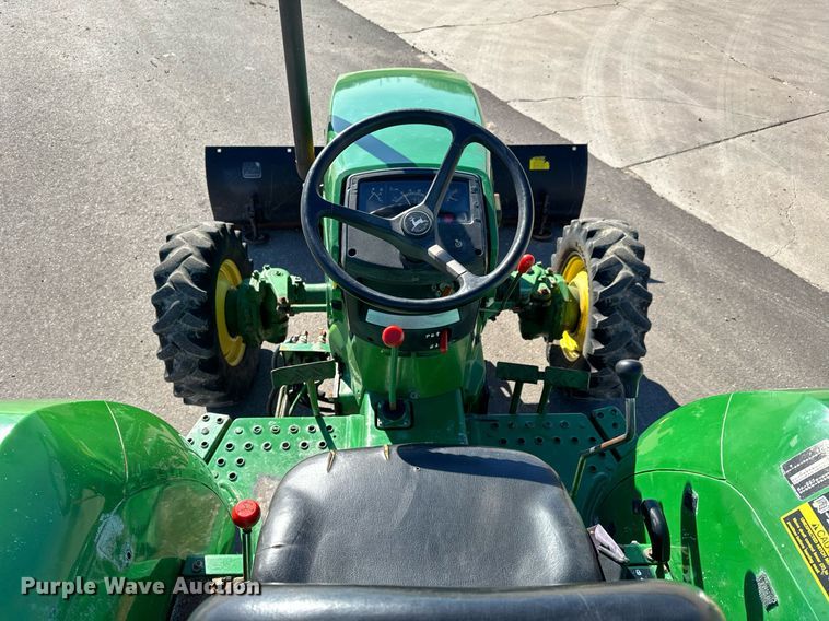 image for item GG9957 1997 John Deere 1070  MFWD tractor