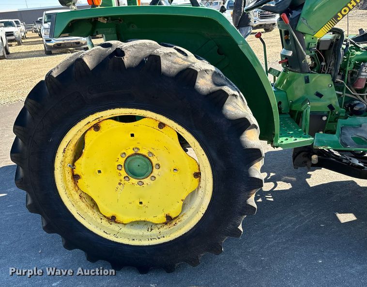 image for item GG9957 1997 John Deere 1070  MFWD tractor