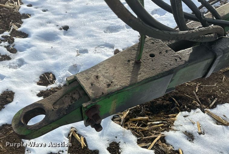 image for item IU9203 John Deere 630  tandem disk