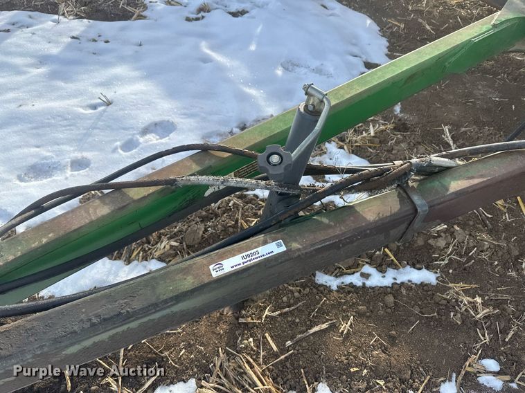 image for item IU9203 John Deere 630  tandem disk