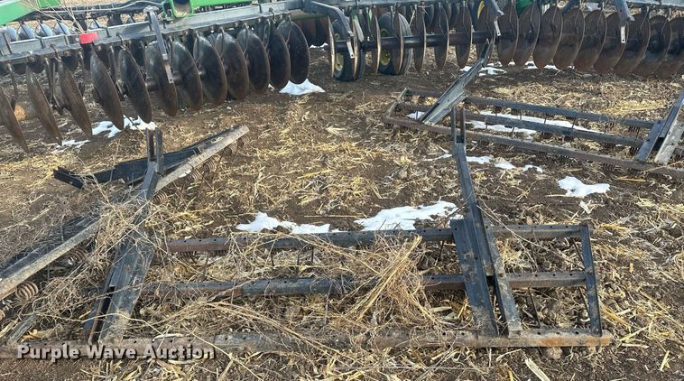 image for item IU9203 John Deere 630  tandem disk