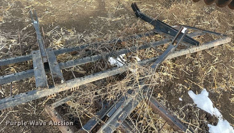 image for item IU9203 John Deere 630  tandem disk