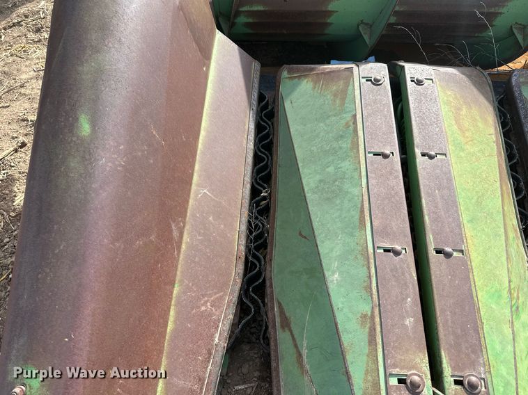 image for item IU9210 John Deere 653A  all-crop head