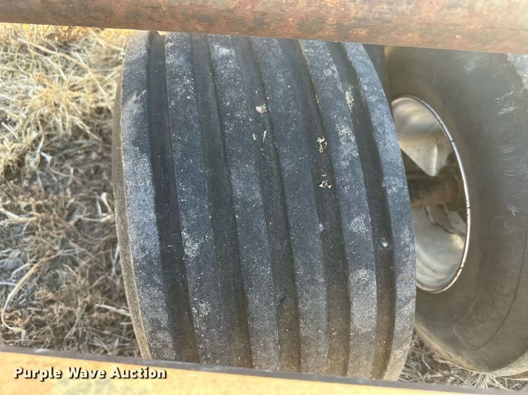 image for item IU9221 2013 Phiber AC4106  bale accumulator