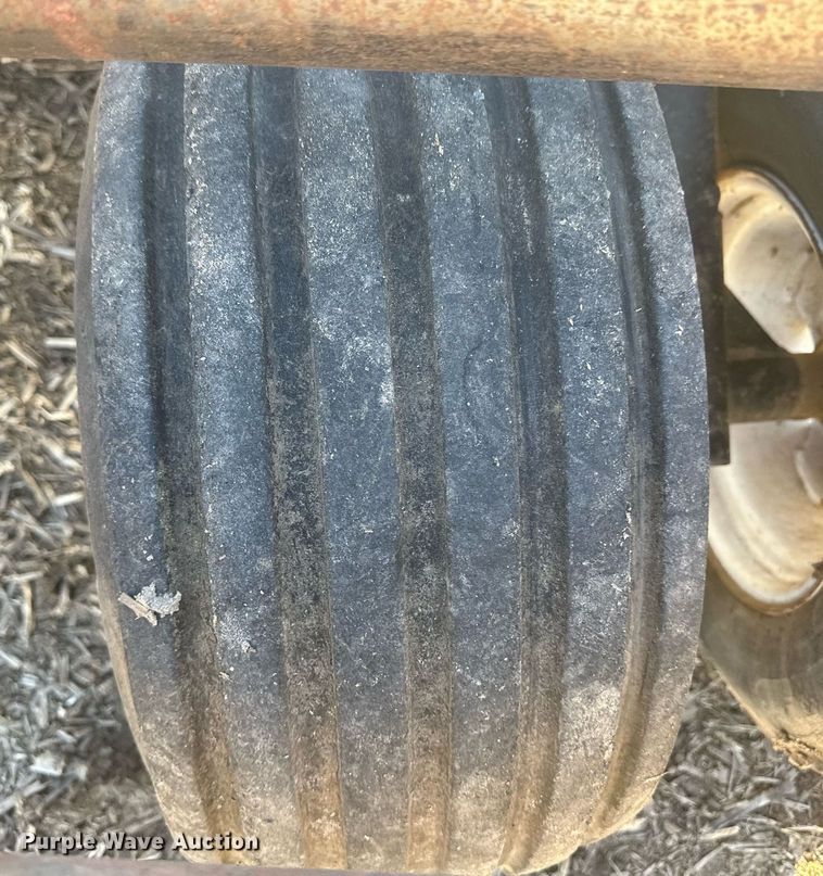 image for item IU9221 2013 Phiber AC4106  bale accumulator