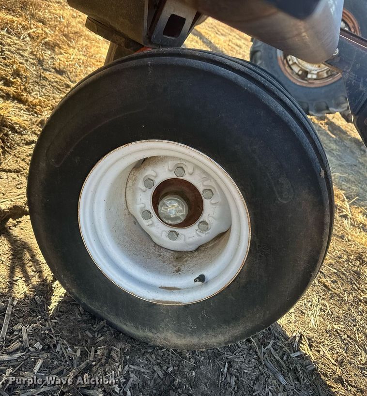 image for item IU9221 2013 Phiber AC4106  bale accumulator