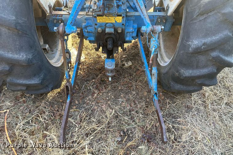 image for item IU9222 1985 Ford 1710  tractor