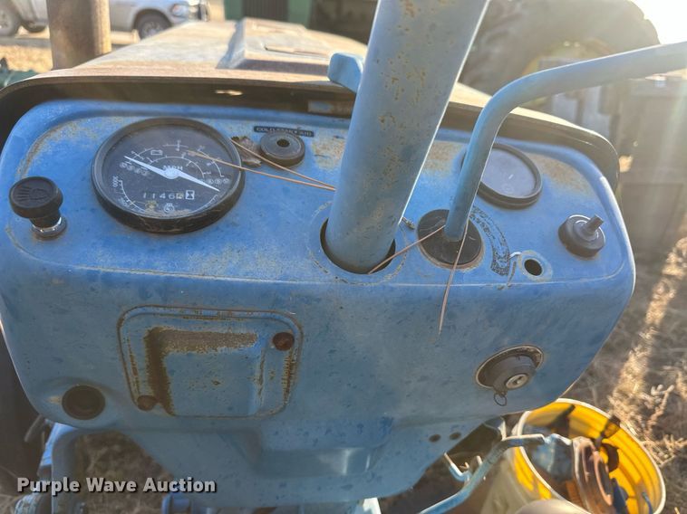 image for item IU9222 1985 Ford 1710  tractor