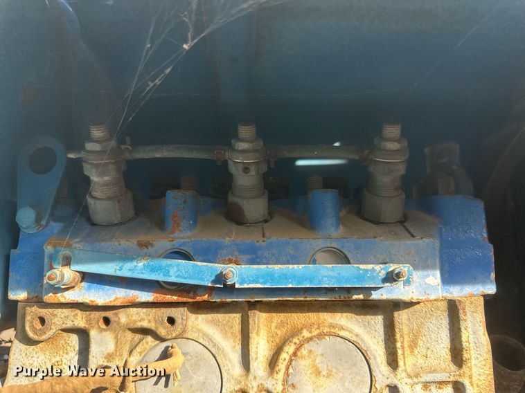 image for item IU9222 1985 Ford 1710  tractor