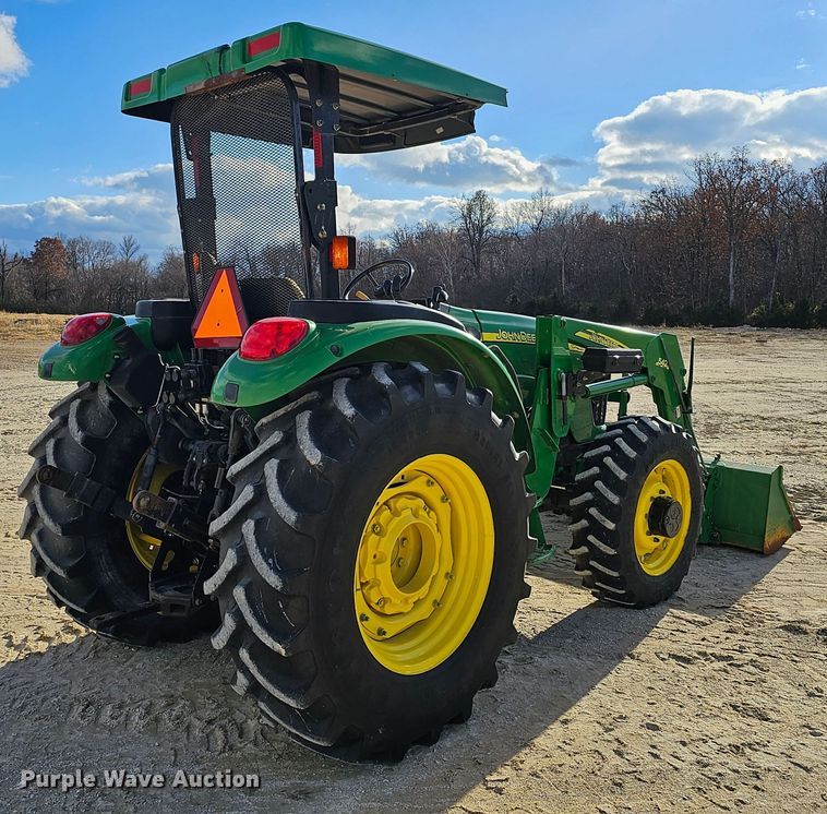 image for item KG9525 2006 John Deere 5425  MFWD tractor