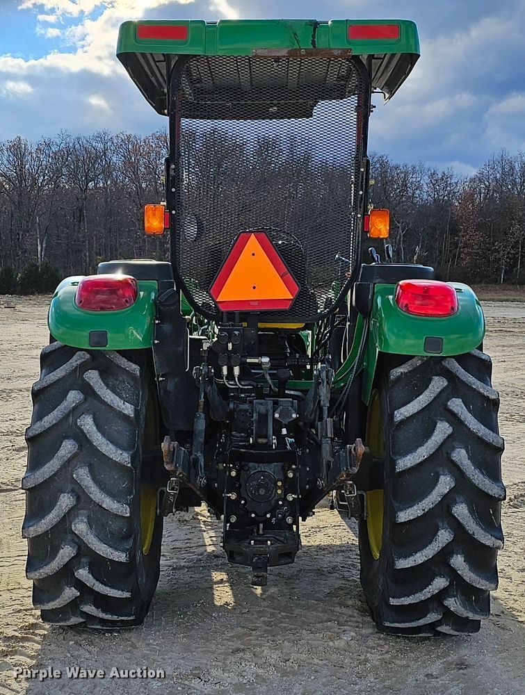 image for item KG9525 2006 John Deere 5425  MFWD tractor
