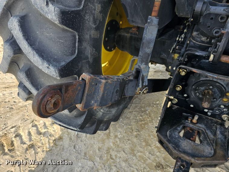 image for item KG9525 2006 John Deere 5425  MFWD tractor
