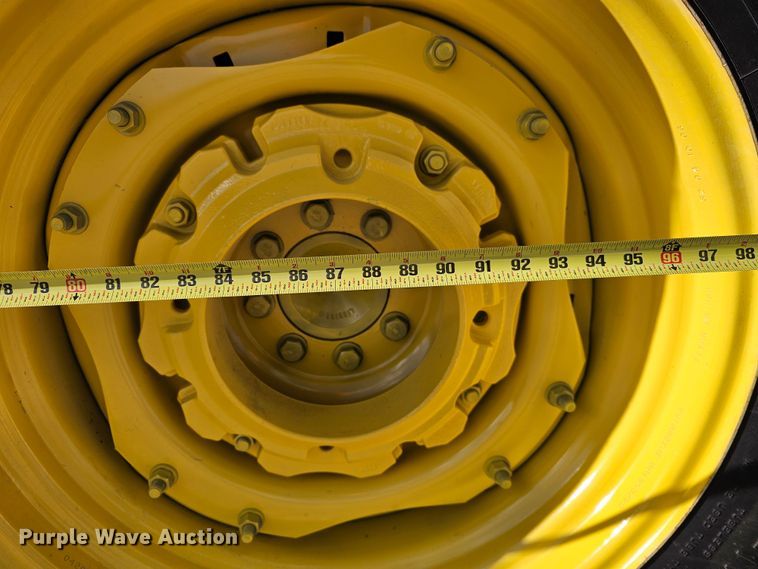 image for item KG9525 2006 John Deere 5425  MFWD tractor