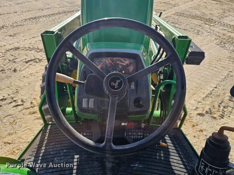 image for item KG9525 2006 John Deere 5425  MFWD tractor
