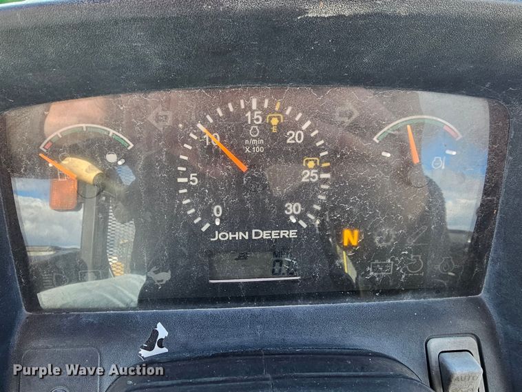 image for item KG9525 2006 John Deere 5425  MFWD tractor