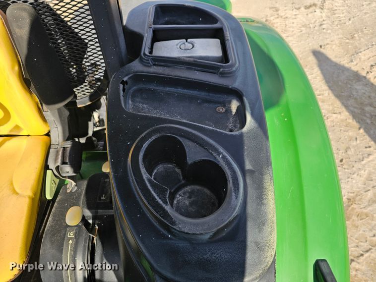 image for item KG9525 2006 John Deere 5425  MFWD tractor