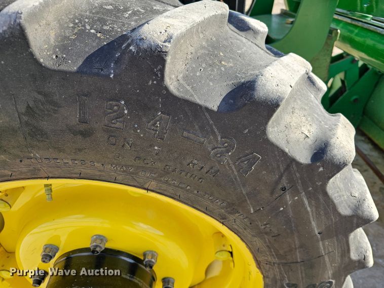 image for item KG9525 2006 John Deere 5425  MFWD tractor