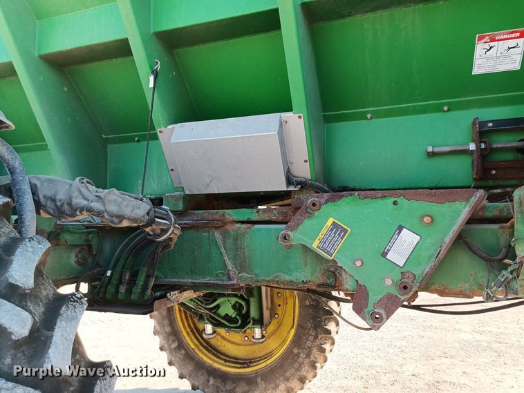 image for item KG9546 2014 John Deere 4940  applicator