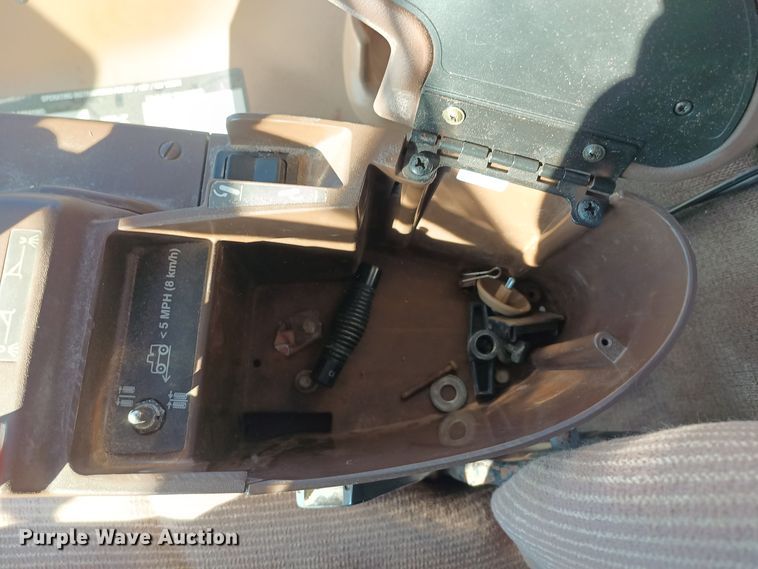 image for item KG9546 2014 John Deere 4940  applicator