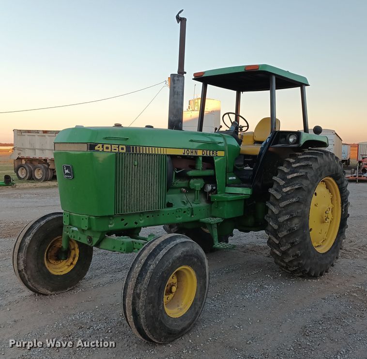 image for item KG9549 1985 John Deere 4050  tractor