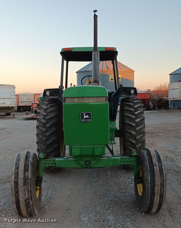 image for item KG9549 1985 John Deere 4050  tractor