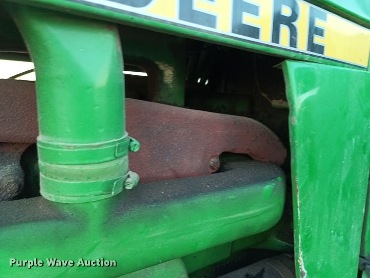 image for item KG9549 1985 John Deere 4050  tractor